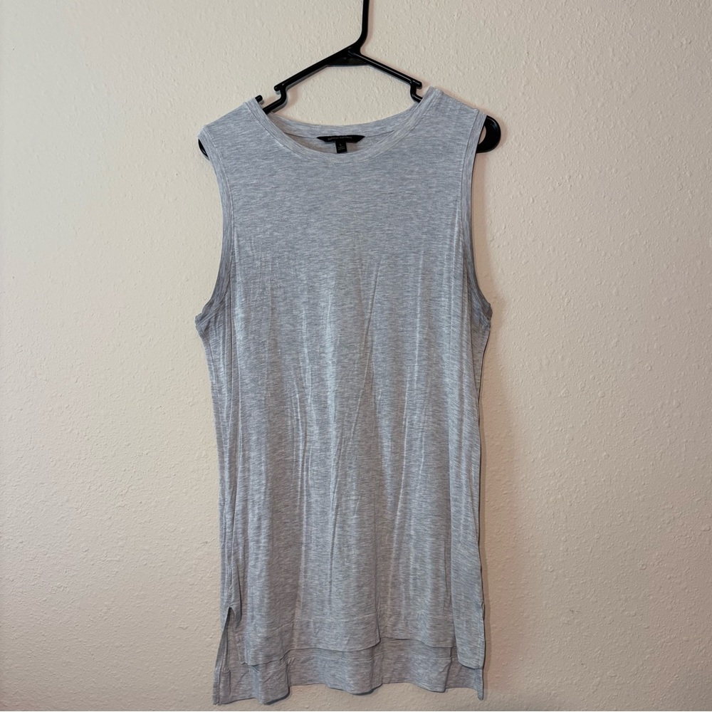 Banana Republic Gray Sleeveless Relaxed Tank Top